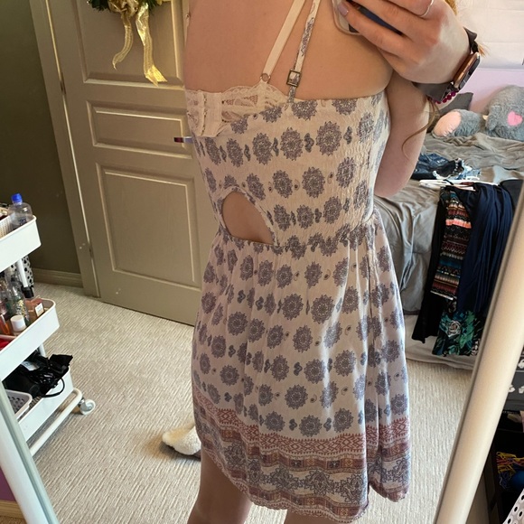 🦋2 for $15 - Garage Summer Dress - Picture 9 of 9